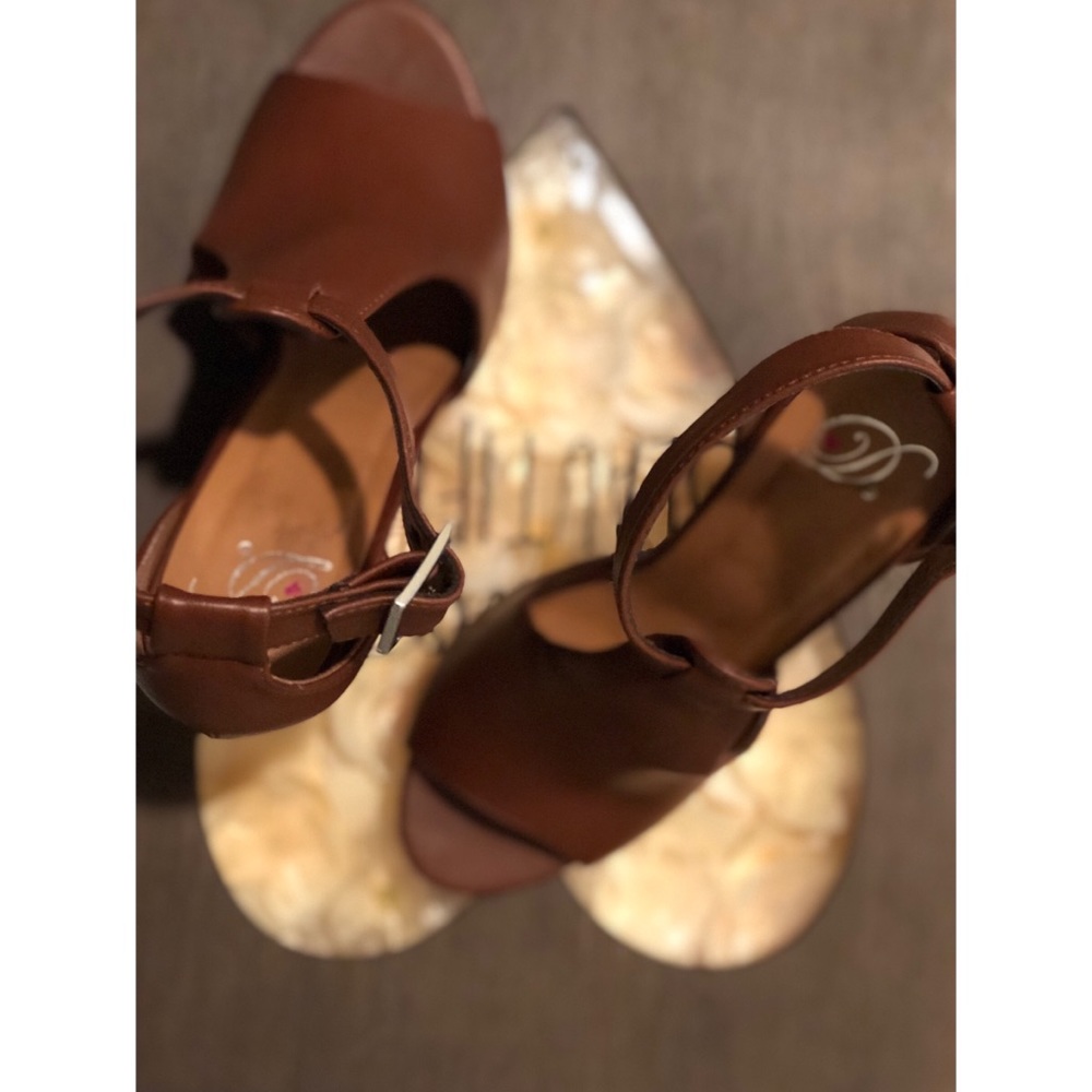 D heart Heels